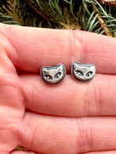 Load image into Gallery viewer, Cat Face Stud Earrings