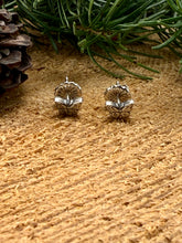 Load image into Gallery viewer, Butterfly Stud Earrings