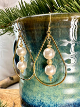 Load image into Gallery viewer, Pearl Teardrop Earrings