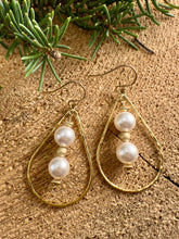 Load image into Gallery viewer, Pearl Teardrop Earrings