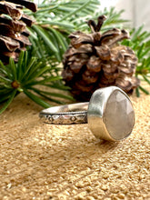 Load image into Gallery viewer, Rainbow Moonstone Ring Size 7