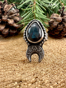 Labradorite Moon Ring Size 7