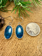 Load image into Gallery viewer, Neon Apatite Drop Earrings