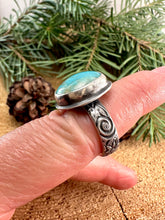 Load image into Gallery viewer, Turquoise Ring Size 6