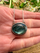 Load image into Gallery viewer, Tide Glass Labradorite Pendant