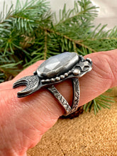 Load image into Gallery viewer, Rainbow Moonstone Moon Ring Size 7