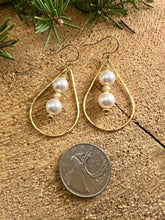 Load image into Gallery viewer, Pearl Teardrop Earrings