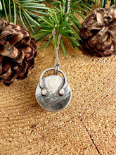 Load image into Gallery viewer, Blue Kyanite Pendant